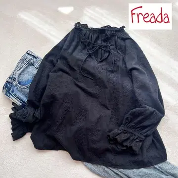 Freada 자수 블랙 블라우스 퍼프 슬리브 인도 면 프릴