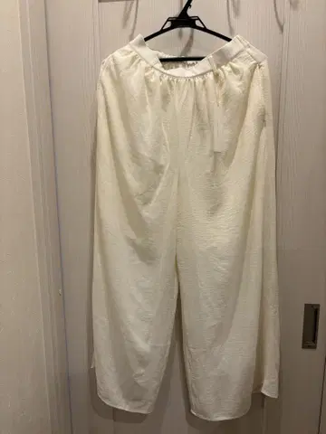 아이보리 와이드 팬츠 사이즈 F