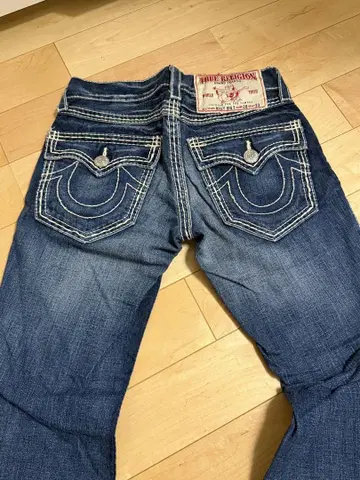 TRUE RELIGION 데님