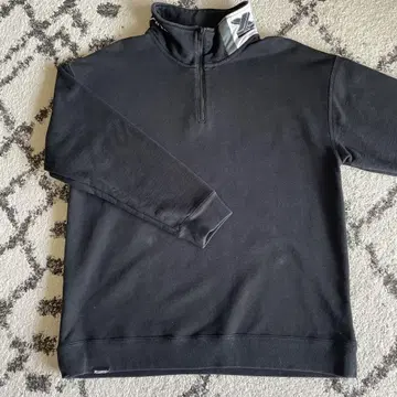 XLARGE 블랙 하프 지퍼 맨투맨 XL