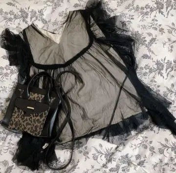 furfur 블랙 튤 퍼지 상의