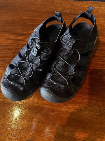 스포츠 샌들 블랙 KEEN 26~27CM