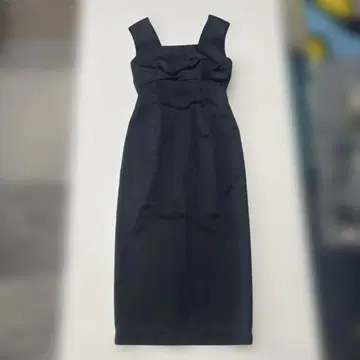 블랙 롱 드레스 슬리브리스