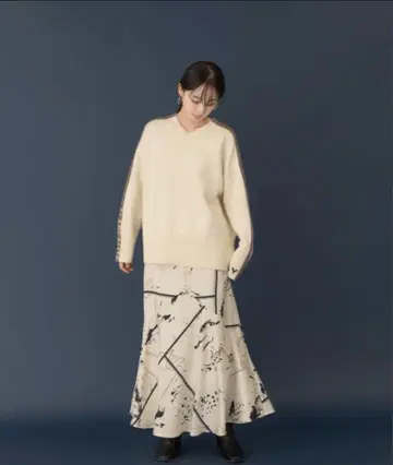 택 포함 새상품 Eimee Law 실루엣 아트pt 머메이드 스커트