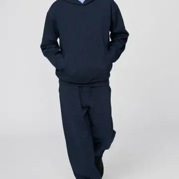 UNIQLOc 맨투맨 셋업