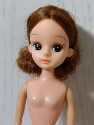 2대 리카짱 인형 본체