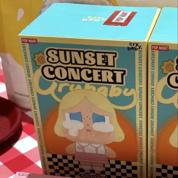 Crybaby sunsetconcert PURPLISH BLUE