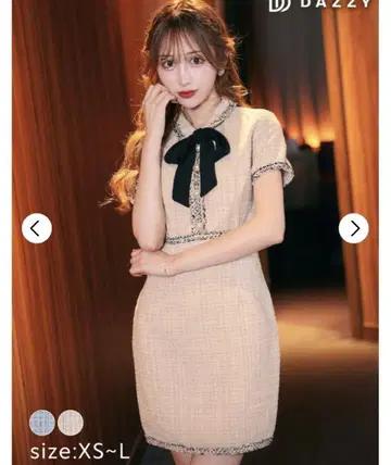 dazzy 트위드 카라 부착 프론트 리본 펄 비쥬 반팔 타이트
