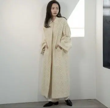 i_am cutwork lace coat