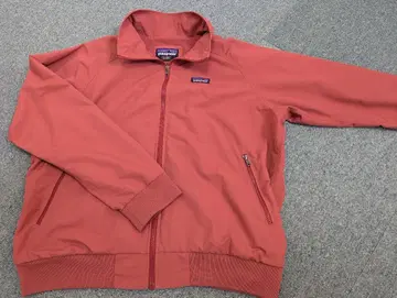 patagonia 벽돌색 나일론 자켓