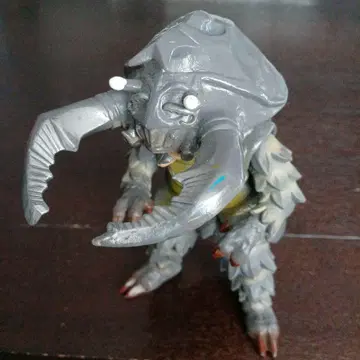 울트라맨 괴수 피규어 안토라 츠부라야 프로덕션 BANDAI