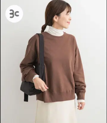 브라운 크루넥 맨투맨