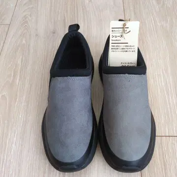 무인양품 피로를 덜 느끼는 방수 신발