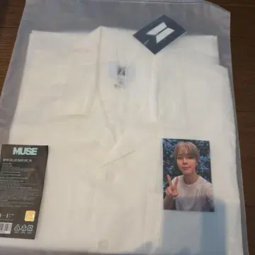 JIMIN MUSE 오픈 카라 셔츠 M 사이즈