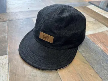gifthat 캡 블랙 가죽 와펜