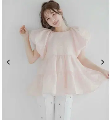 fitmore saaya 콜라보! 자카드 티어드 상의