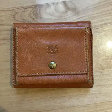 일비종떼 가죽제 3단 폴더형 지갑 브라운