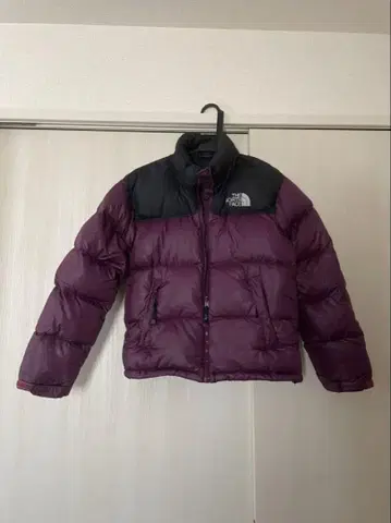 THE NORTH FACE 눕시 700 필 다운 자켓 보라색 XS