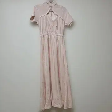 후드 부착 핑크 롱 원피스