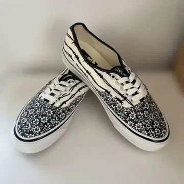반스 VANS PREMIUM AUTHENTIC 44 VN000D9NF0B