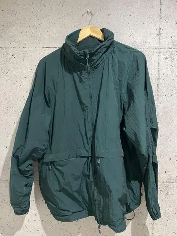 DAIWA PIER39 / 테크 윈드브레이커 재킷