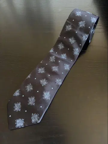 폴스미스 넥타이 꽃무늬