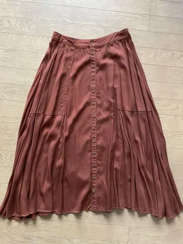 MANON 브라운 플레어 스커트