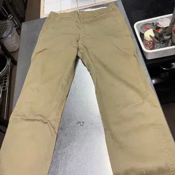 가격 인하했습니다 Pherrow's 치노 팬츠 300 베이지 사이즈 30