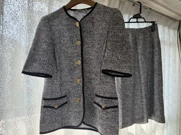 HERNO 면 트위드 반팔 자켓 스커트 세트