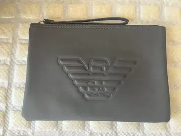 아르마니 로고 클러치백