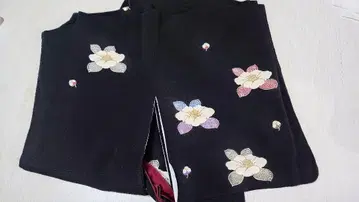기모노 꽃무늬 자수 블랙 기모노 와인 레드 안감