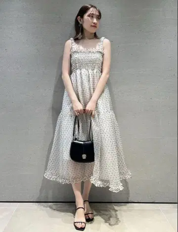 SNIDEL 스나이델 볼륨 티어드 원피스 사이즈1