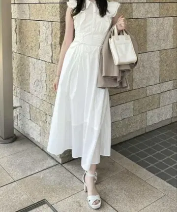 rienda 레이스업 프릴 원피스 화이트
