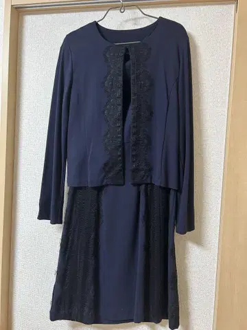 로라 애슐리 네이비 원피스 가디건 레이스 장식 포함