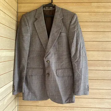 S916.11 BURTON 브라운 계열 체크 무늬 테일러드 자켓