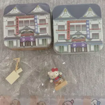 헬로키티 초레어 가부키자 키티 캔 피규어