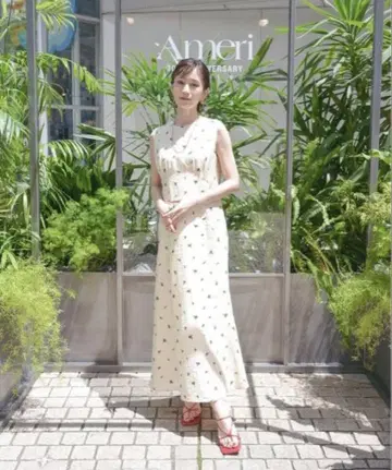 MEDI SMALL FLOWER NS DRESS