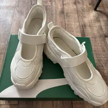 푸마 파르사 웨지 샌들 스니커즈 24cm