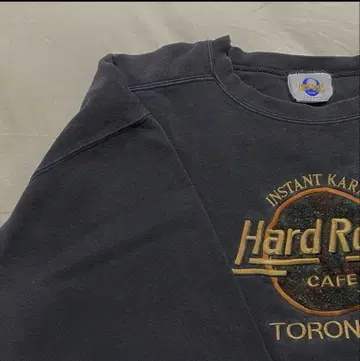 HardRockCafe TORONTO 맨투맨