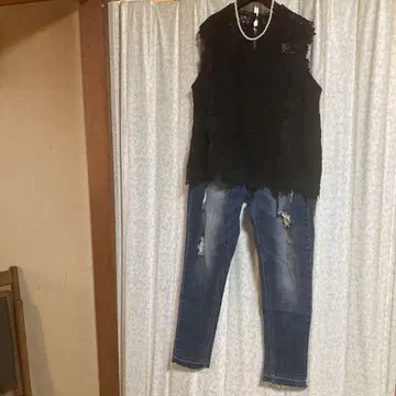 레이스 슬리브리스 상의와 데미지 데님 세트