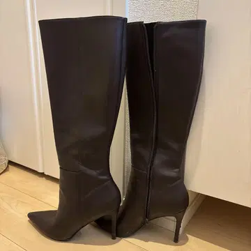 다크 브라운 하이힐 롱 부츠