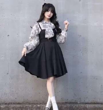 titty&Co 플레어 점프 스커트 블랙