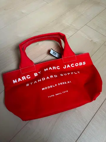 MARC BY MARC JACOBS 토트백
