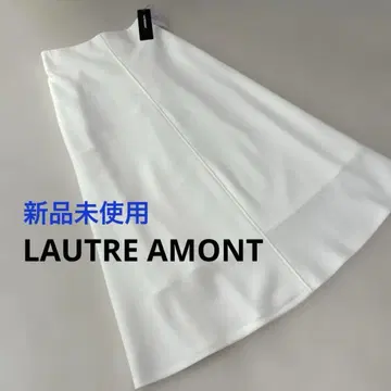 미사용 새상품 LAUTRE AMONT 세미 플레어 스커트