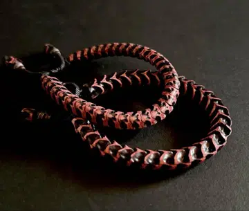 if six was nine BONE BRACELET BLK CORAL
