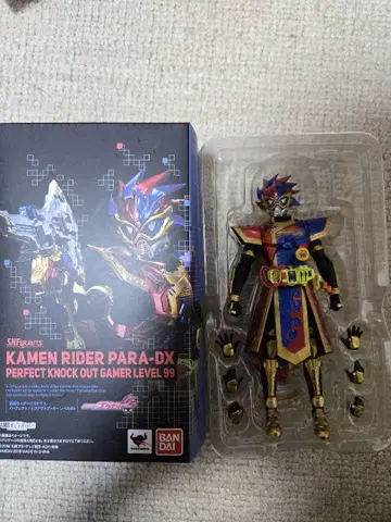 S.H.Figuarts 가면라이더 파라독스 에그제이드 피규아트