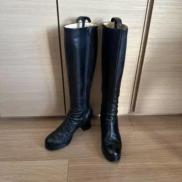 블랙 가죽 롱 부츠
