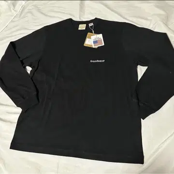 M 19FW 굿웨어 Goodwear 가슴 자수 긴팔 티셔츠 블랙