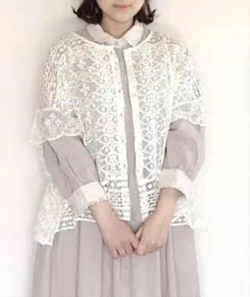 SM2 리버 레이스 전체 레이스 판초 블라우스