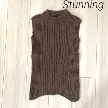 새상품급 스터링 루어 stunning 슬리브리스 상의 니트